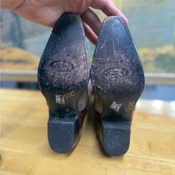 Sterling River Brown and Red Western Cowgirl Boots Cross angle wing, size 6B - Picture 7 of 8